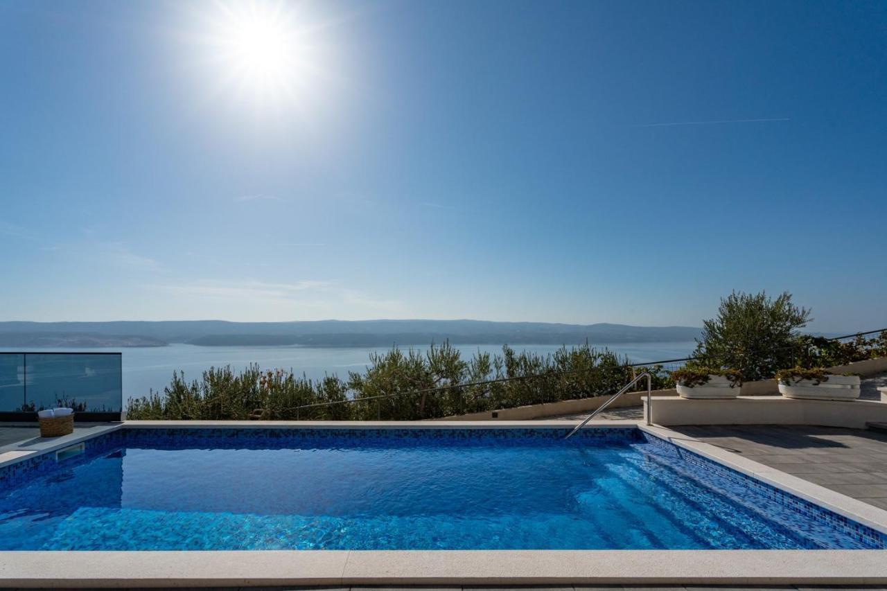 Villa Dream With Private Pool, 2 Bedrooms With En-Suite Bathrooms, Sea View 奥米什 外观 照片
